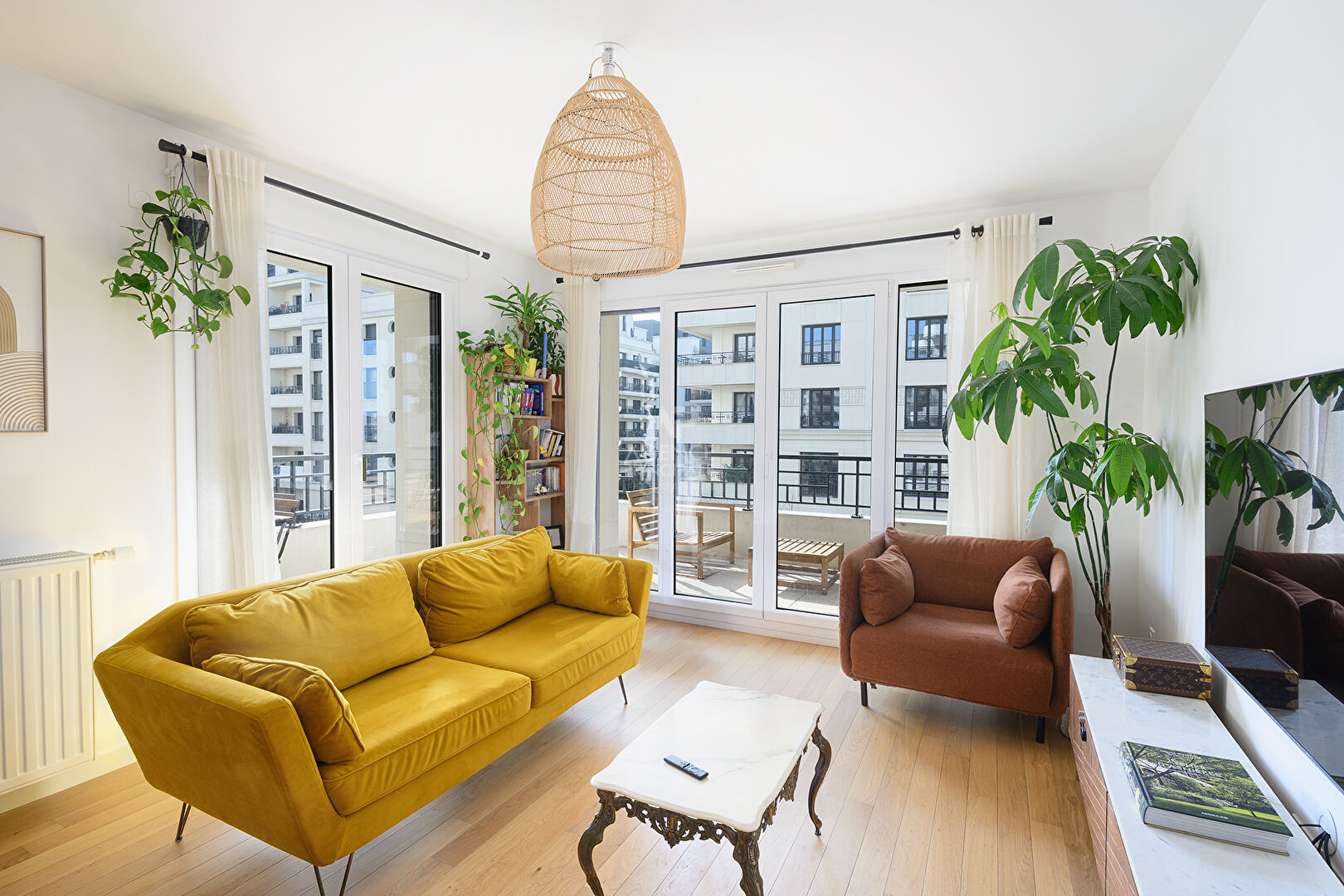 APPARTEMENT 4 PIÈCES AVEC TERRASSE SUD-OUEST ET PARKING - RÉSIDENCE NEUVE - Photo 2