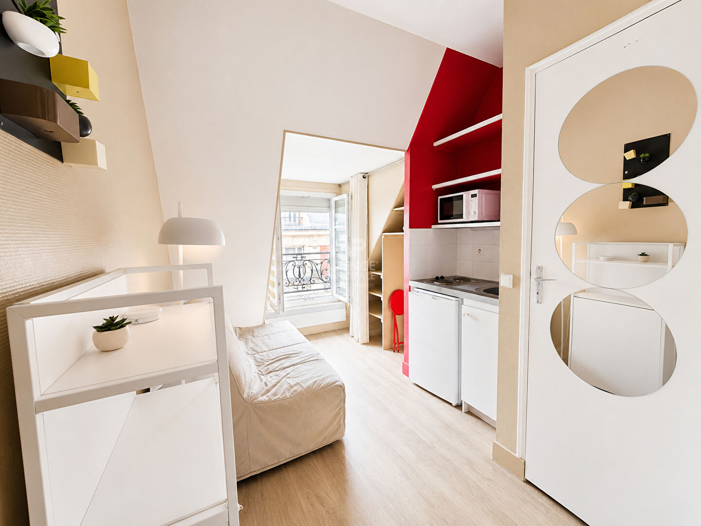 PARIS 17EME - COURCELLES - WAGRAM - RUE PIERRE DEMOURS - DERNIER ETAGE AVEC ASCENSEUR - Photo 2