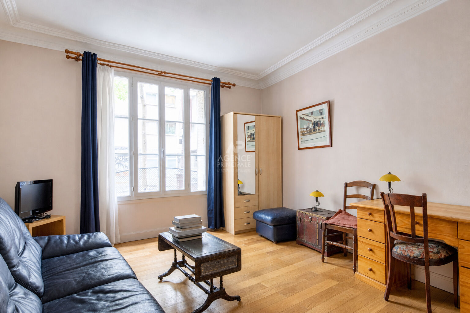 PARIS 18EME - RUE CAULAINCOURT - METRO LAMARCK-CAULAINCOURT
